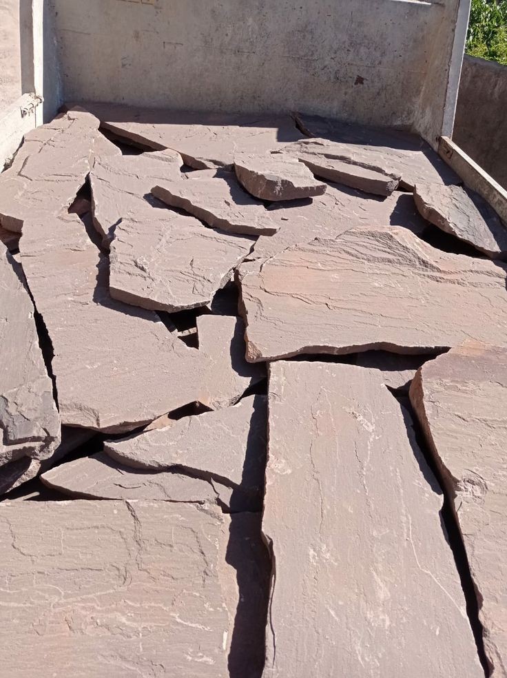 فروش سنگ لاشه قهوه ای