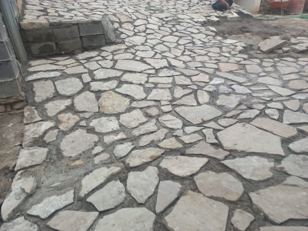 پیمانکاری سنگ مالون وسنگ ورقه ای