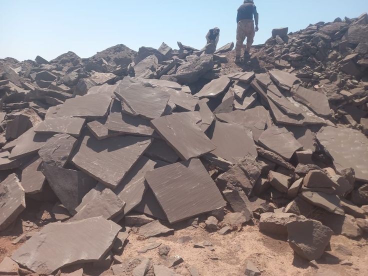 فروش سنگ لاشه قهوه ای