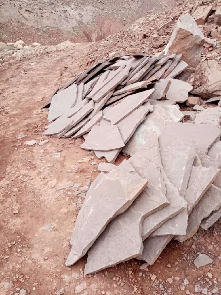 فروش سنگ لاشه قهوه ای