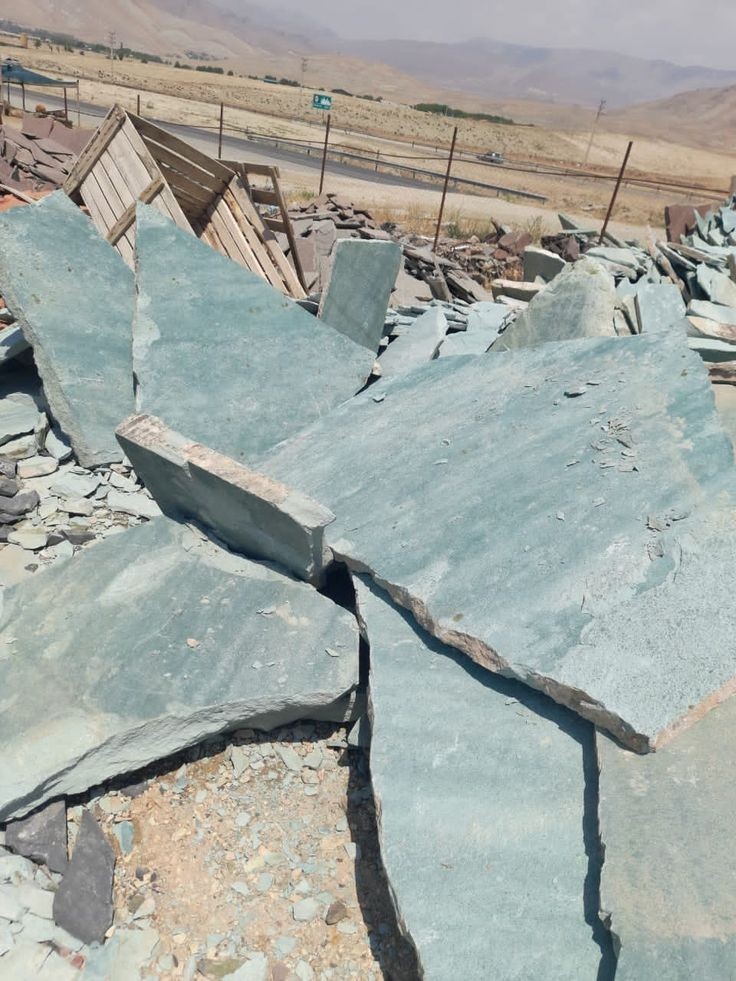 فروش سنگ لاشه قهوه ای