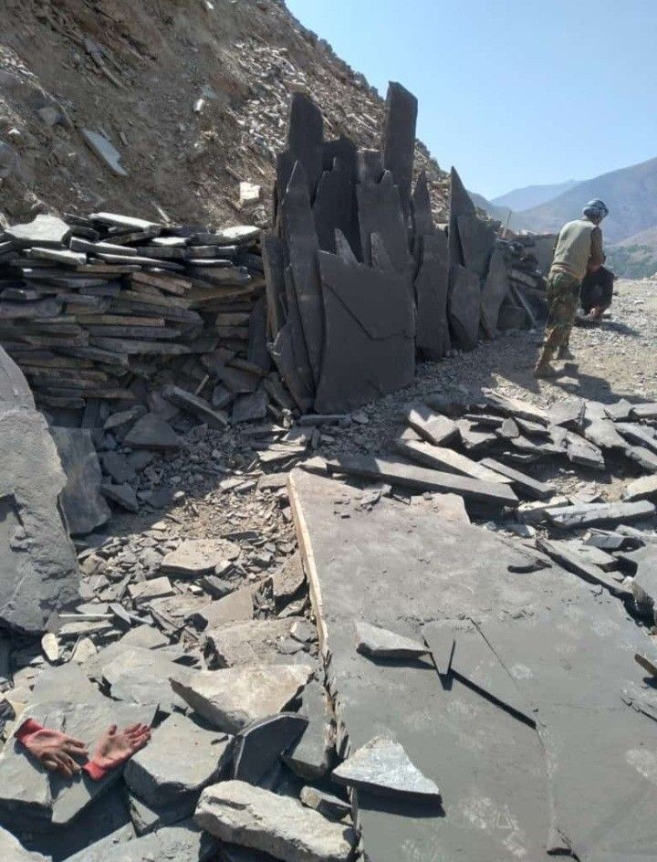 فروش سنگ لاشه قهوه ای