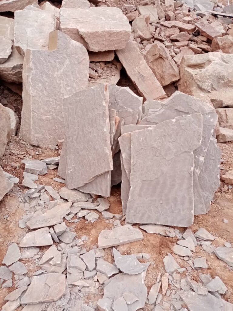 فروش سنگ لاشه قهوه ای