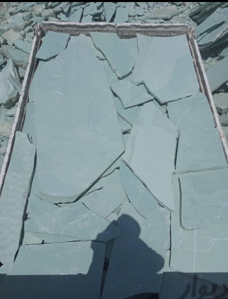 فروش سنگ لاشه قهوه ای