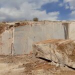 فروش استثنایی معدن مرمریت گلدن بلک محلات