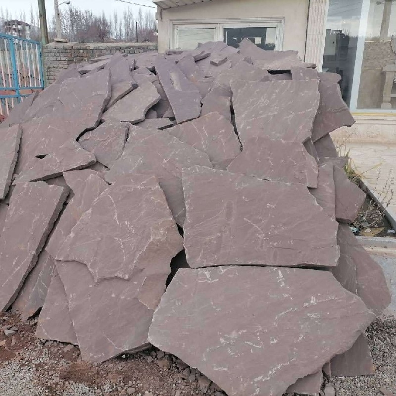 محوطه سازی با سنگ لاشه