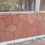 اجرای سنگ لاشه کف دیوار برای محوطه سازی